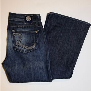 Rock & Republic dark blue jeans 💙 Women’s Sz 26